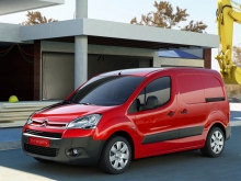 Фото Citroen Berlingo Fourgon 1.6 MT L1 №2